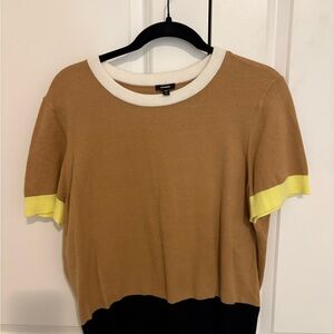 Express Short Sleeve Colorblock Top - Camel, Black & Yellow with White Neck